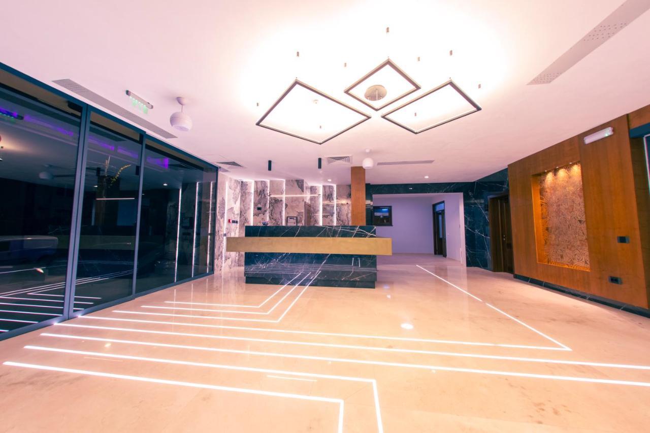 Hotel Aura Unirii Alba Iulia Exterior photo