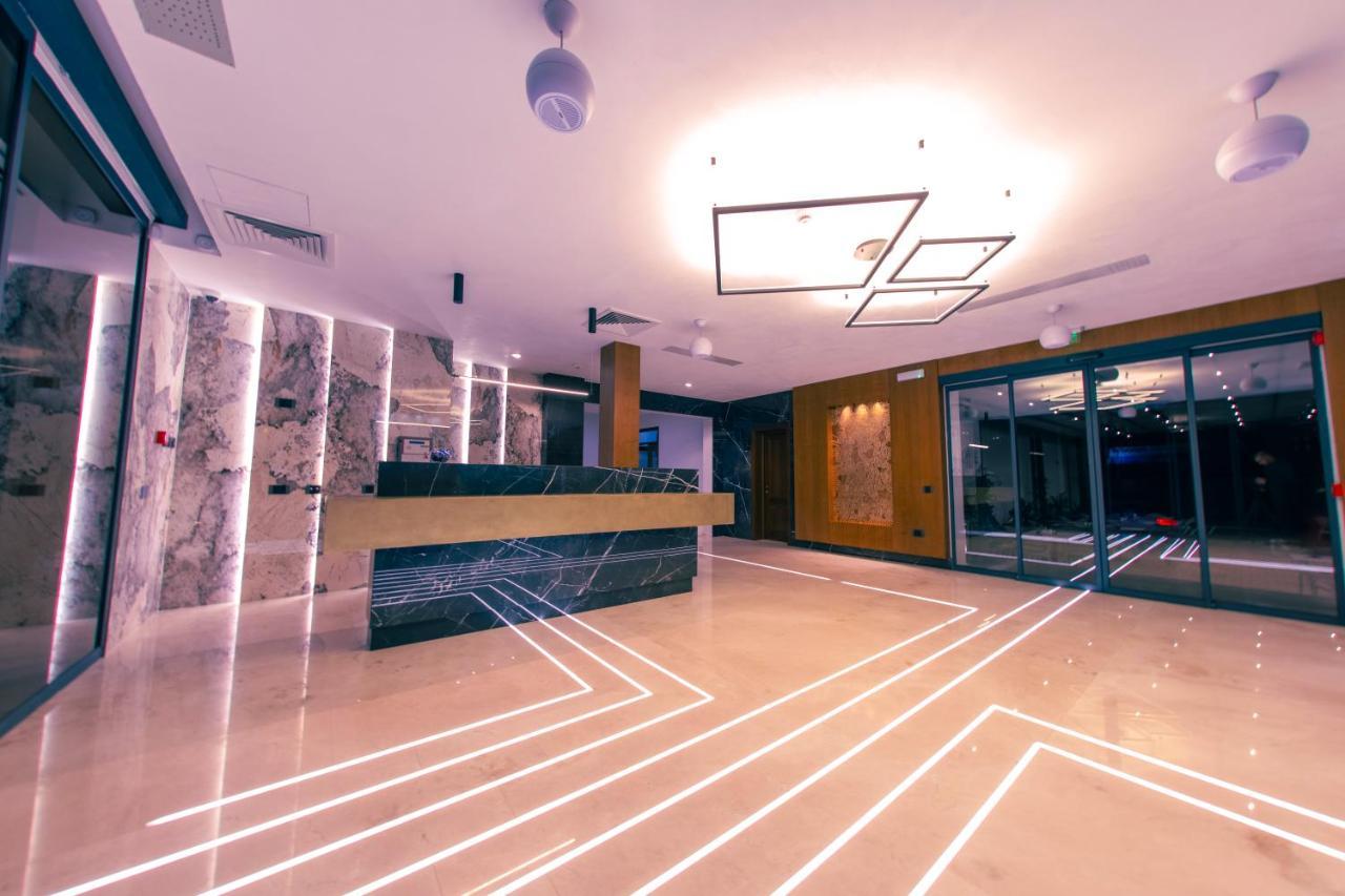 Hotel Aura Unirii Alba Iulia Exterior photo