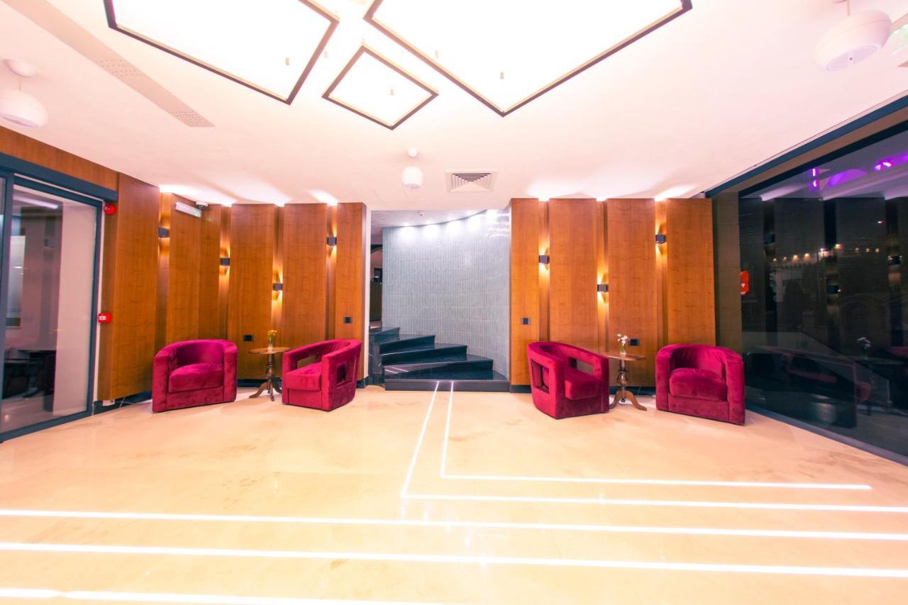 Hotel Aura Unirii Alba Iulia Exterior photo